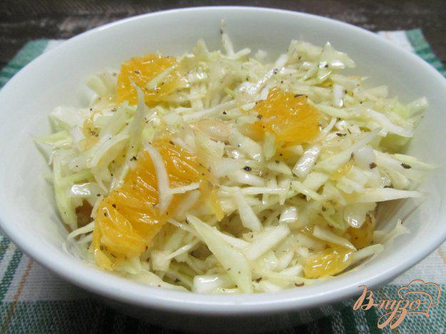 фото рецепта: Салат из капусты с апельсином