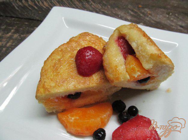 фото рецепта: Французские тосты с ягодами