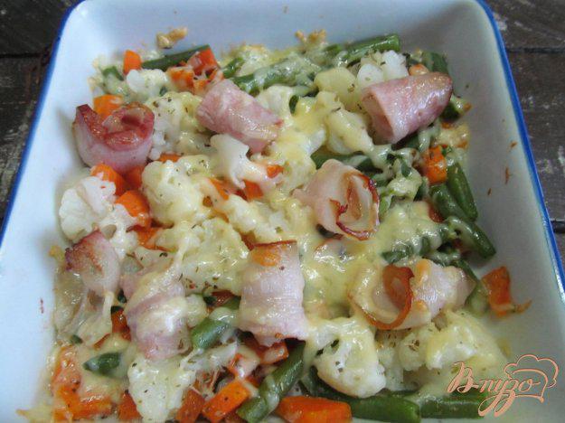 фото рецепта: Запеченный салат под сыром