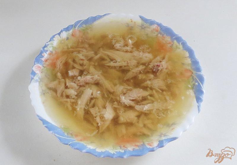 Холодец из индейки с желатином. Рецепт холодца без желатина в кастрюле. Холодец домашний на тарелке. Холодец из курицы. Холодец из свиных ножек.