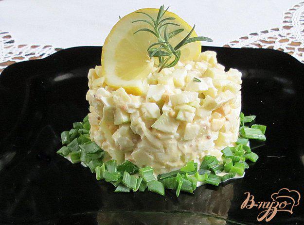 фото рецепта: Луковый салат с яблоками