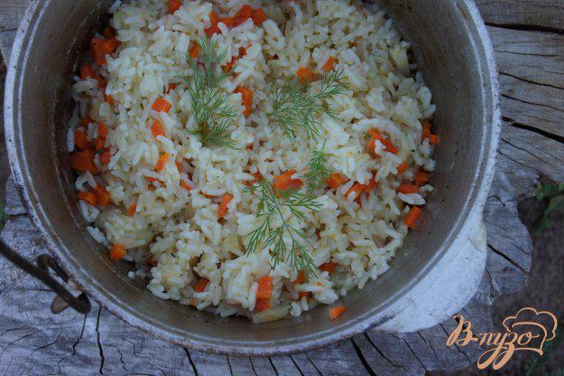 фото рецепта: Рис с овощами в котелке