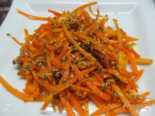 фото рецепта: Пикантный салат из моркови
