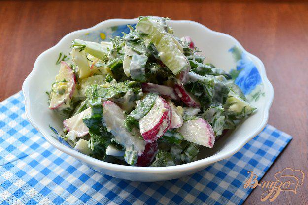фото рецепта: Весенний салат со щавелем