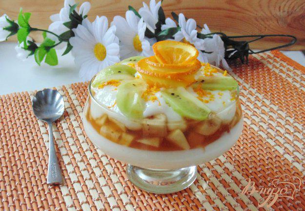 фото рецепта: Молочный десерт с фруктами