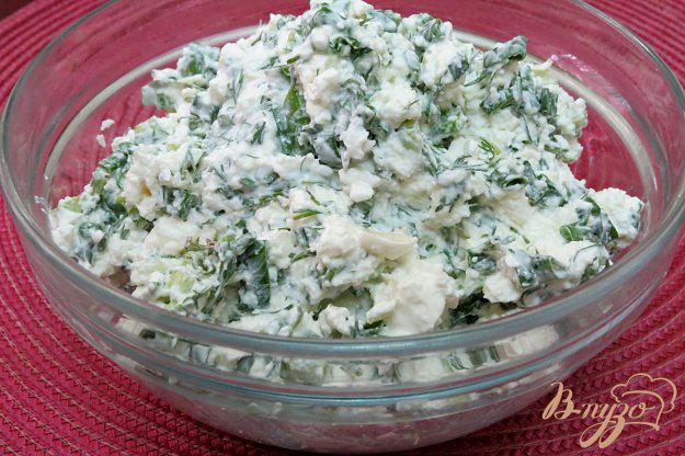 фото рецепта: Салат из творога с зелёным луком