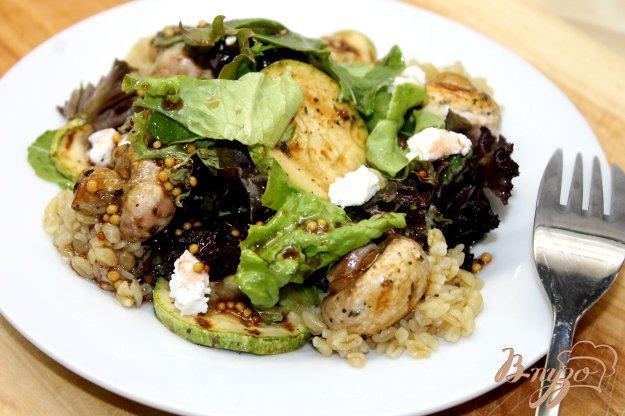 фото рецепта: Теплый салат с булгуром и овощами гриль