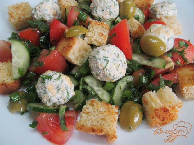 фото рецепта: Салат с шариками из сыра