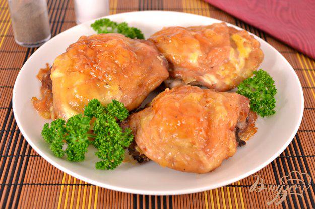 фото рецепта: Куриные бедрышки фаршированные чесноком и сыром