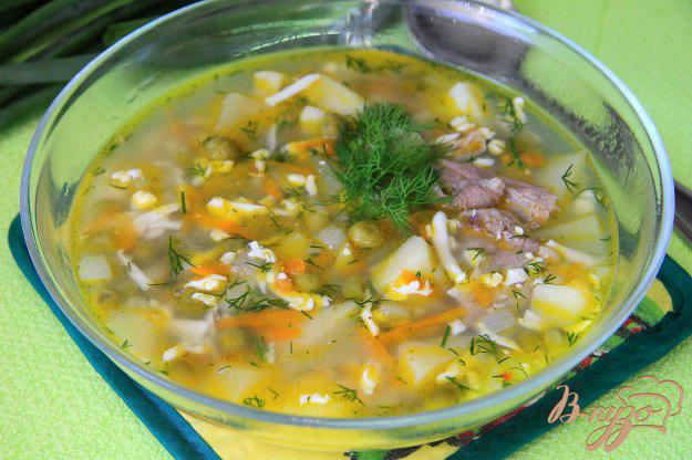 фото рецепта: Суп с консервированным горошком и яйцами в мультиварке