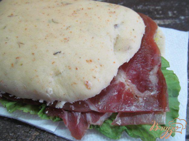 фото рецепта: Ароматный сэндвич с топленым маслом,