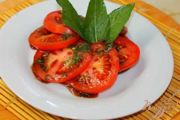 фото рецепта: Маринованные помидоры в бальзамическом уксусе с мятой