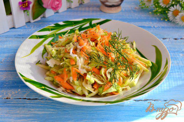 фото рецепта: Салат из кабачков и капусты