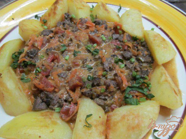 фото рецепта: Картофель с соусом Болоньезе