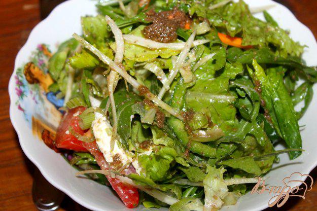 фото рецепта: Овощной салат с фетой и песто