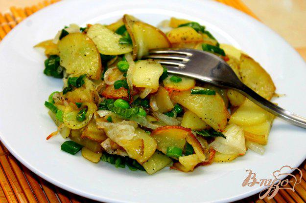 фото рецепта: Картофельный гарнир с молодым горохом