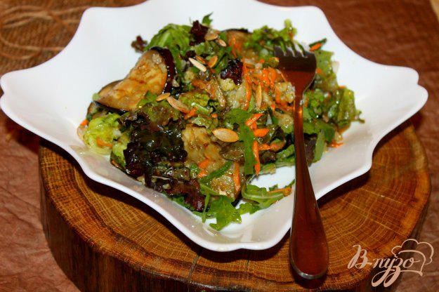 фото рецепта: Салат с баклажанами и отварной цветной капустой
