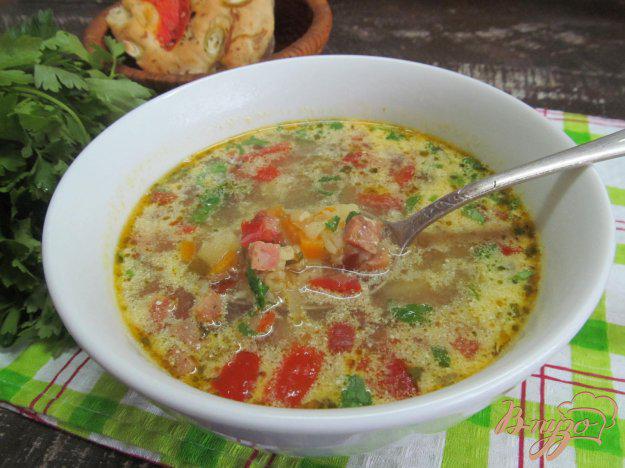 фото рецепта: Суп с малосольным огурцом беконом и булгуром