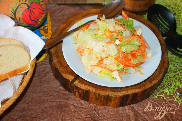 фото рецепта: Куриный салат с сыром и морковкой
