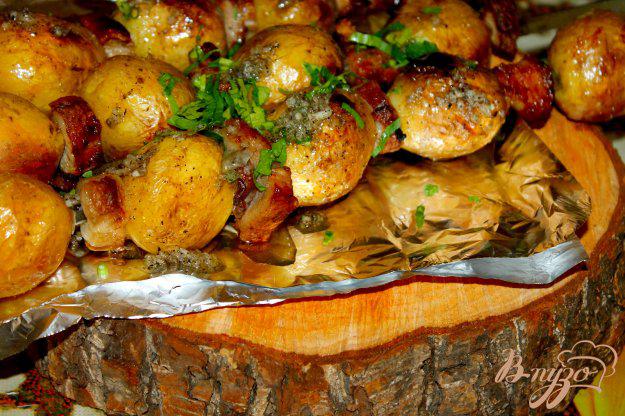 фото рецепта: Картофель с салом на углях