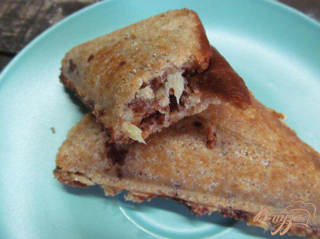 фото рецепта: Сладкий бутерброд с бананом и шоколадом