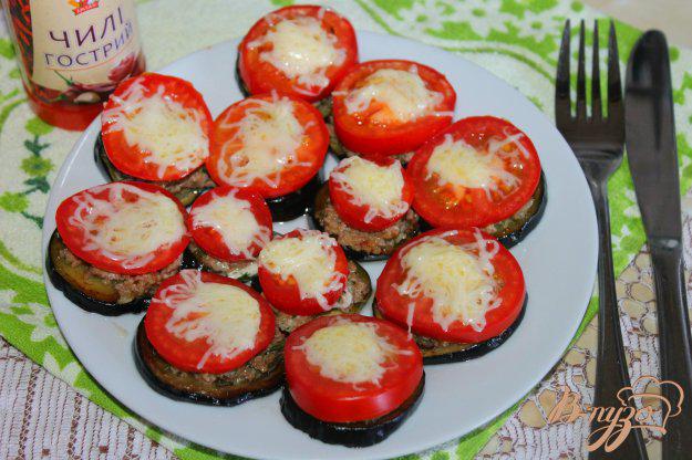 фото рецепта: Закуска из баклажан с мясом и помидорами