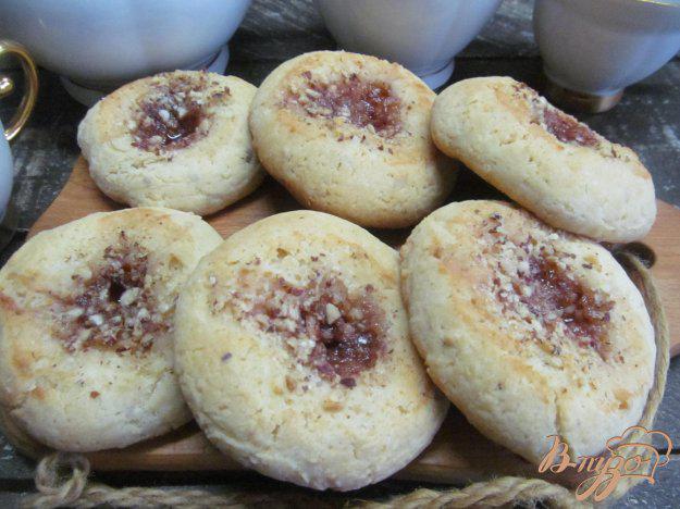 фото рецепта: Арахисовое печенье с джемом