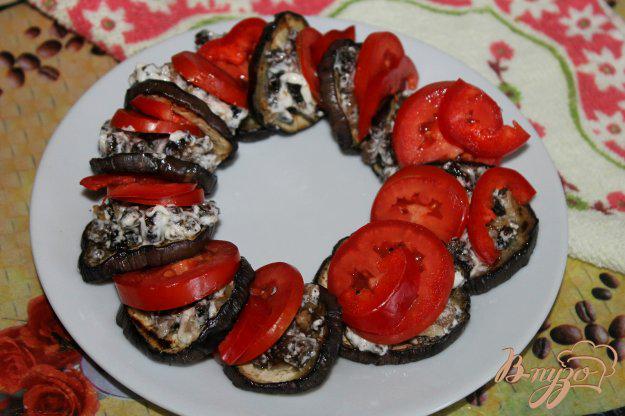 фото рецепта: Баклажаны с мясной начинкой и помидорами