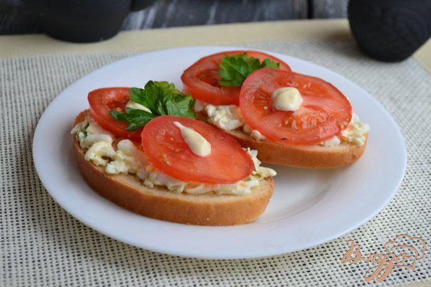 фото рецепта: Бутерброды с сыром, яйцом и помидорами