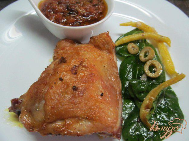 фото рецепта: Куриные бедра в соусе пири-пири