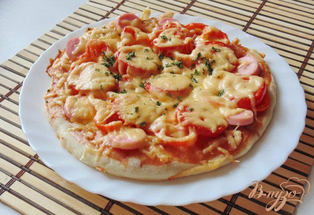 фото рецепта: Пицца с перцем и сосисками