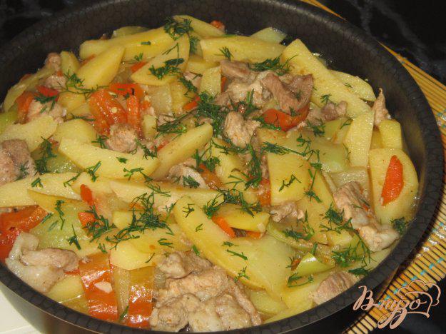 фото рецепта: Рагу из свинины с кабачками и картофелем