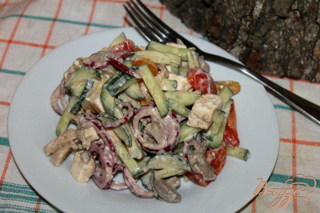 фото рецепта: Салат с отварной куриным мясом, печенью и овощами