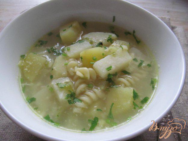 фото рецепта: Легкий суп с макаронами яйцом и цветной капустой