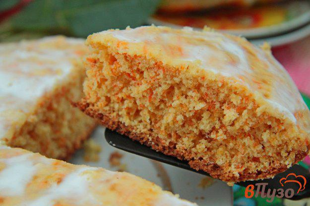 фото рецепта: Морковный пирог со сметанной заливкой в мультиварке