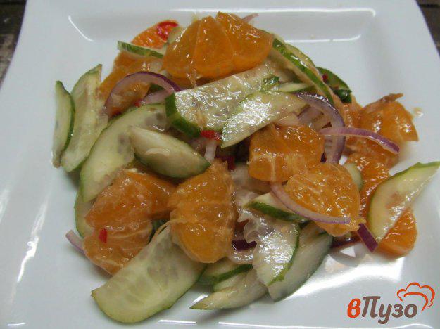 фото рецепта: Салат из огурца с мандарином
