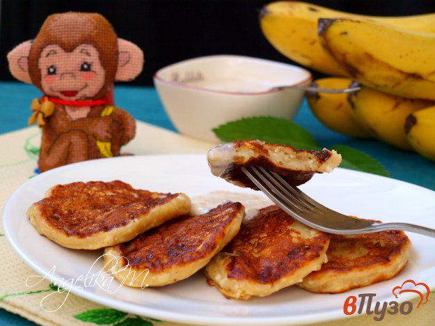 фото рецепта: Творожно-банановые оладьи
