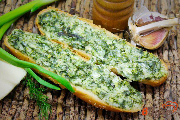 фото рецепта: Горячие бутерброды с моцареллой и зеленью