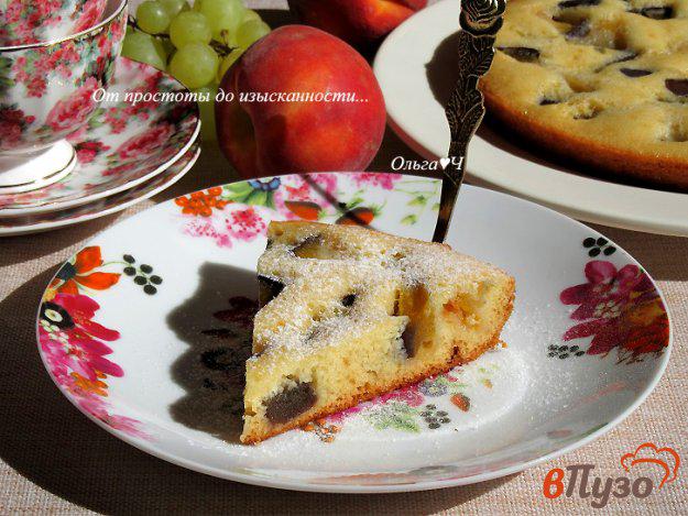 фото рецепта: Пирог на сгущенке с нектарином