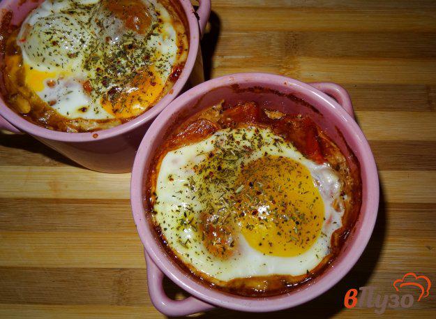 фото рецепта: Овощи и брынза запеченные под яйцом