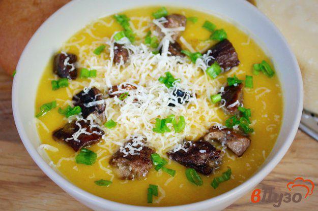 фото рецепта: Крем-суп с грибами и сыром