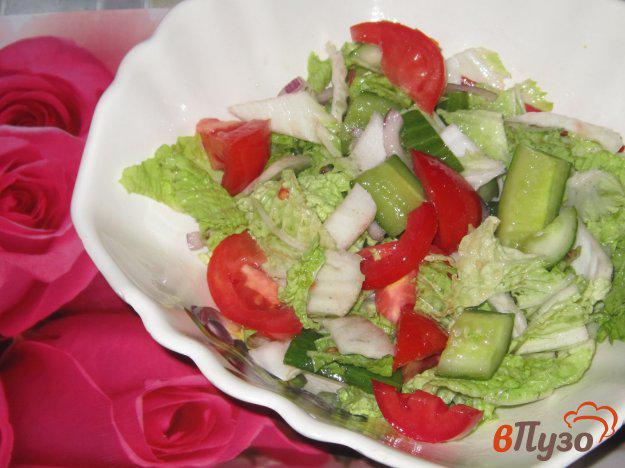 фото рецепта: Салат овощной с малосольными огурчиками
