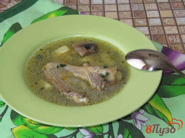 фото рецепта: Грибной суп с утиными крылышками