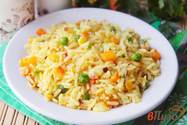 фото рецепта: Рис с карри и овощами
