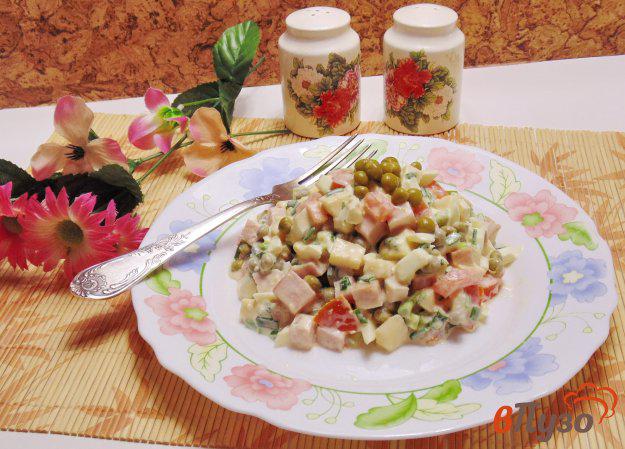 фото рецепта: Салат из ветчины с помидором