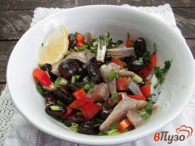 фото рецепта: Салат из сельди с болгарским перцем