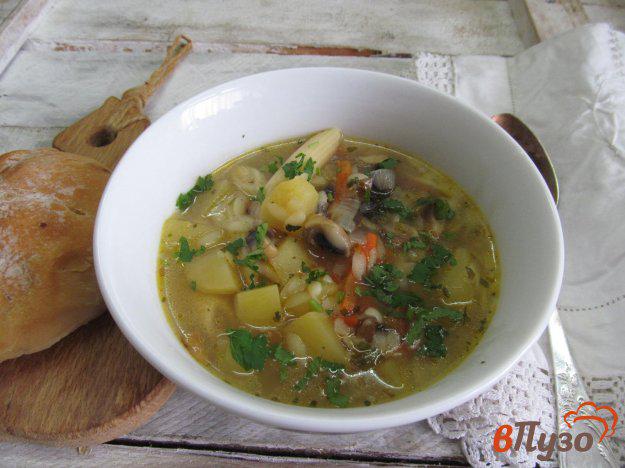 фото рецепта: Суп с грибами и пастой орсо в мультиварке