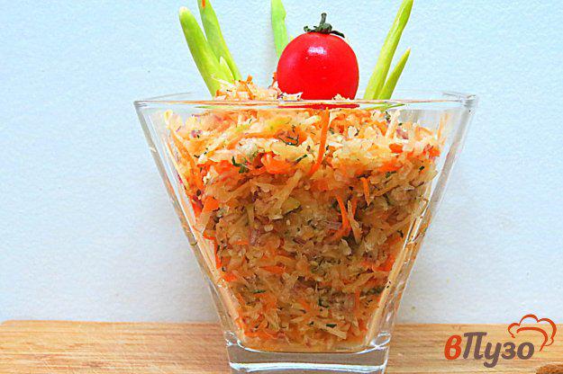 фото рецепта: Салат из капусты, моркови и яблок