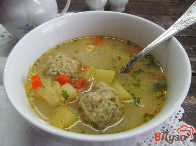 фото рецепта: Овощной суп с фунчозой и фрикадельками
