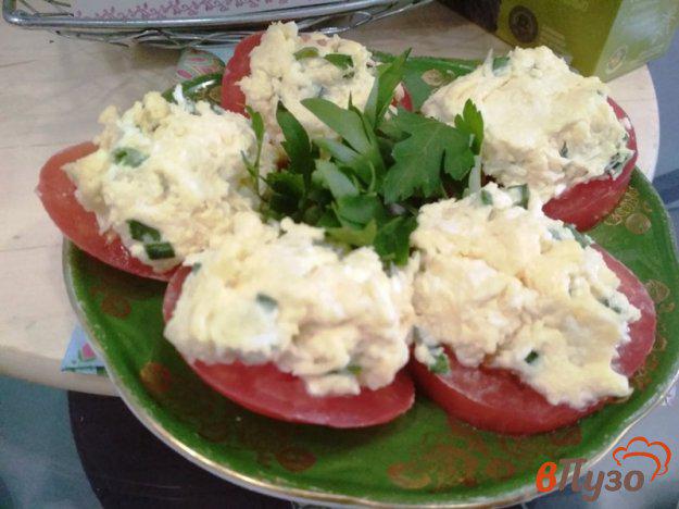 фото рецепта: Закуска из помидор с сырным салатом